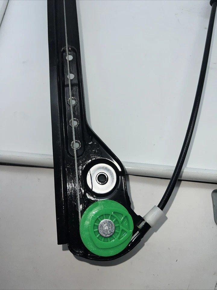 Window Regulator Dorman 752-717 fits 04-08 Chrysler Pacifica - Image 3 of 4