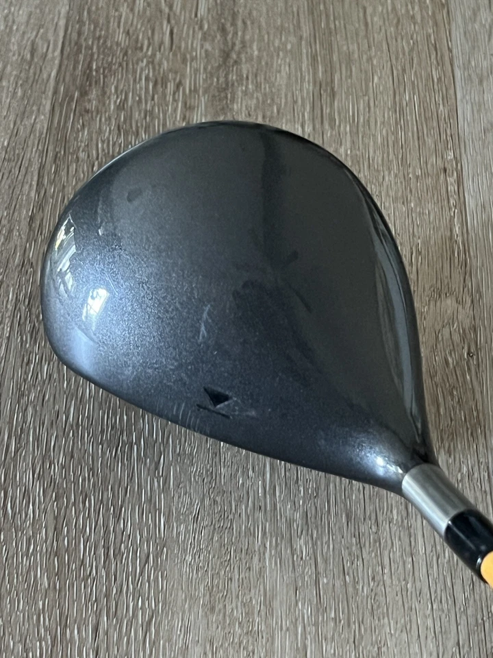Titleist Pro Titanium 975J 8.5* Driver 46” Proforce 65 Gold Graphite Shaft RH - Image 4 of 4
