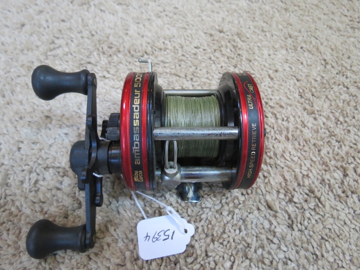 Ambassadeur 5000 C fishing reel with Braid fishing line9lot