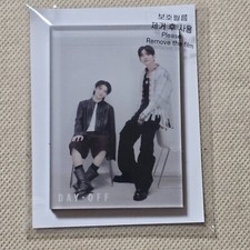 SEVENTEEN 2025 SEASON'S GREETING WEVERSE POP-UP MD DAY-OFF MAGNET JOSHUA&WOOZI