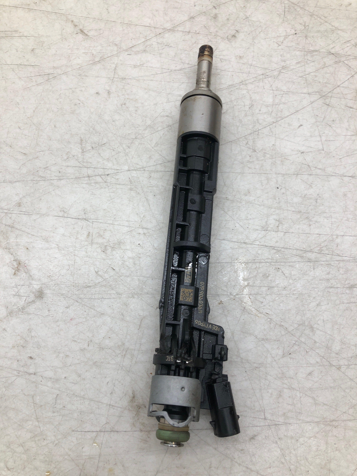 2016-2020 BENTLEY BENTAYGA OEM (B) FUEL INJECTOR SET 3PCS *58K MILES*