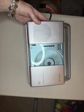 Emerson PD5098 Working Portable CD Player AM/FM Radio Tuner CD Player