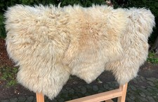 Merino Lammfell Schaffell Fell Teppich Lambskin Creme 2. Wahl 70cm-100cm