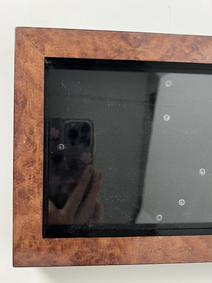 Marco de fotos antiguo vintage de plástico marrón con temática de grano de madera 5x7 Foto 4 de 4