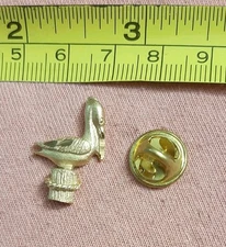 Small Textured Gold Tone Pelican on Post Sea Bird Lapel Pin