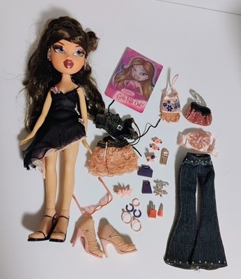 ORIGINAL 2004 Bratz Girls Nite Out Dana with LOTS of original accessories