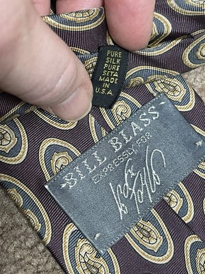 Vintage Bill Blass Silk Tie Paisley Tan Burgundy 3.5  Expressly For Lord Taylor