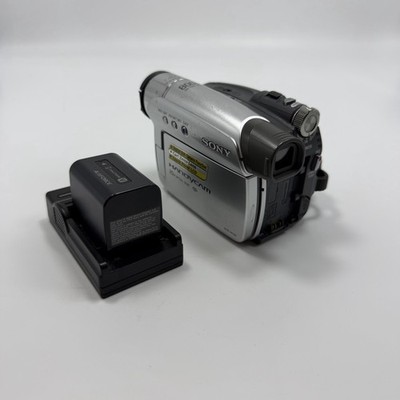 Sony Handycam DCR-HC36 MiniDV Camcorder W Battery & Battery Charger