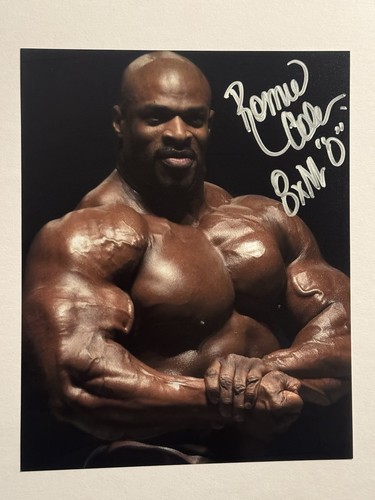 RONNIE COLEMAN FOTO FIRMATA A MANO 8x10 AUTOGRAFATA BODYBUILDER LEGGENDA COA - Foto 1 di 1