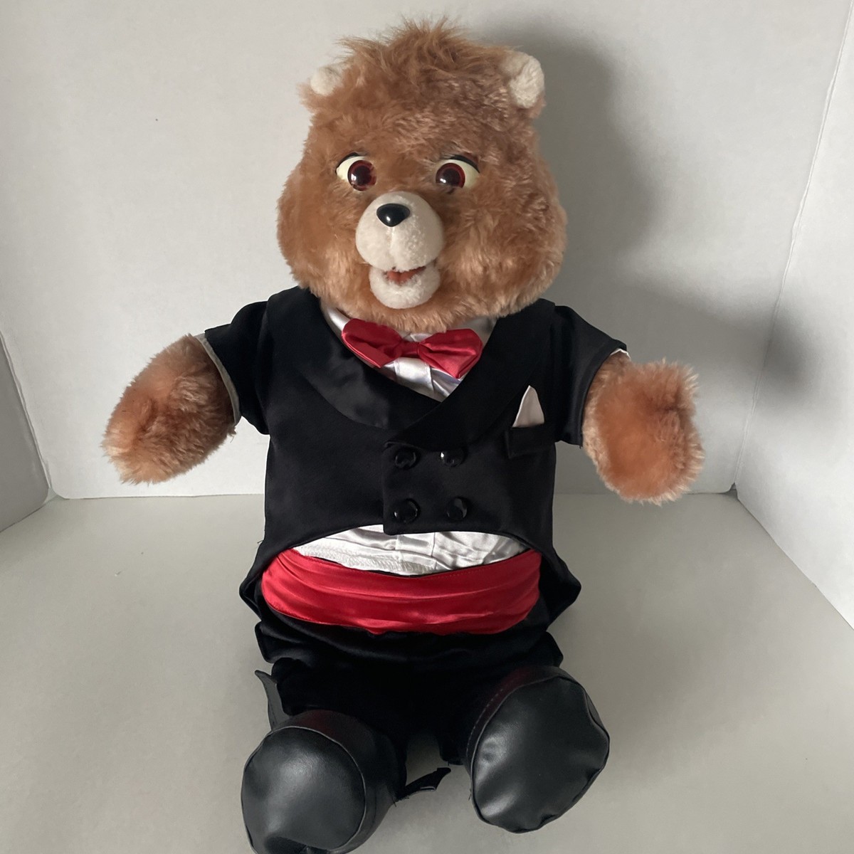 Vintage Teddy Ruxpin In Original Box W Airship Book & Tape & Extra