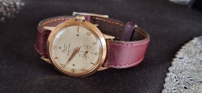 Vintage Mechanische Uhr Bessa Jahr 1960 läuft und hält die Zeit