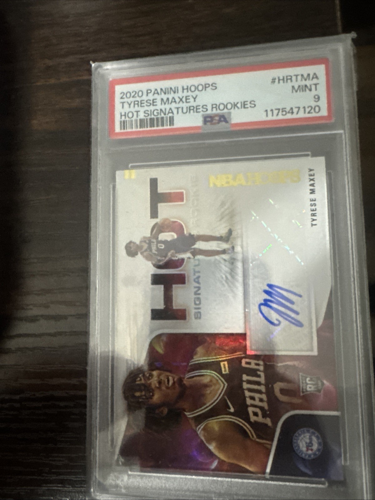 2020-21 Panini NBA Hoops - Hot Signatures Rookies Tyrese Maxey #HR-TMA (AU, RC)