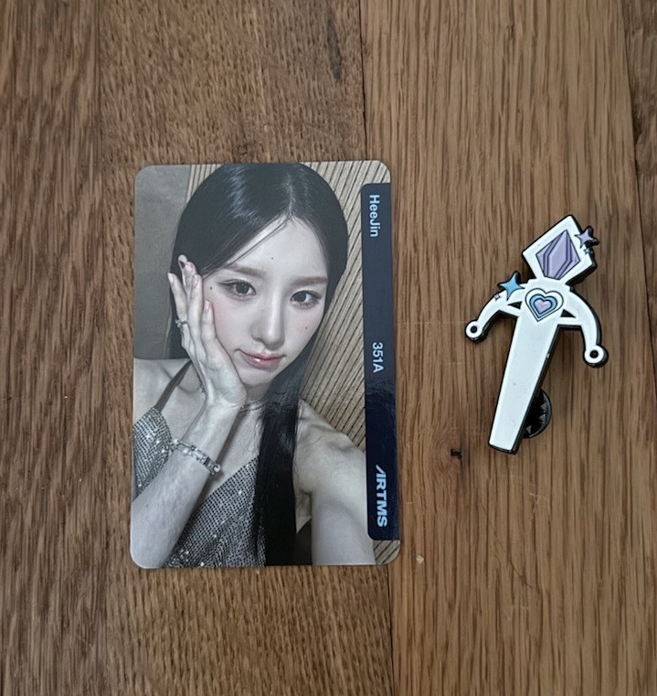 Heejin - ARTMS POB photocard photocard
