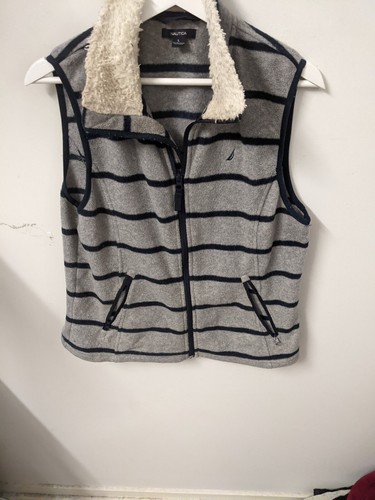 Nautica Vest Womens Size L Grey Gray Polyester Sherpa Fleece Full Zip Fur Neck - Picture 3 of 9