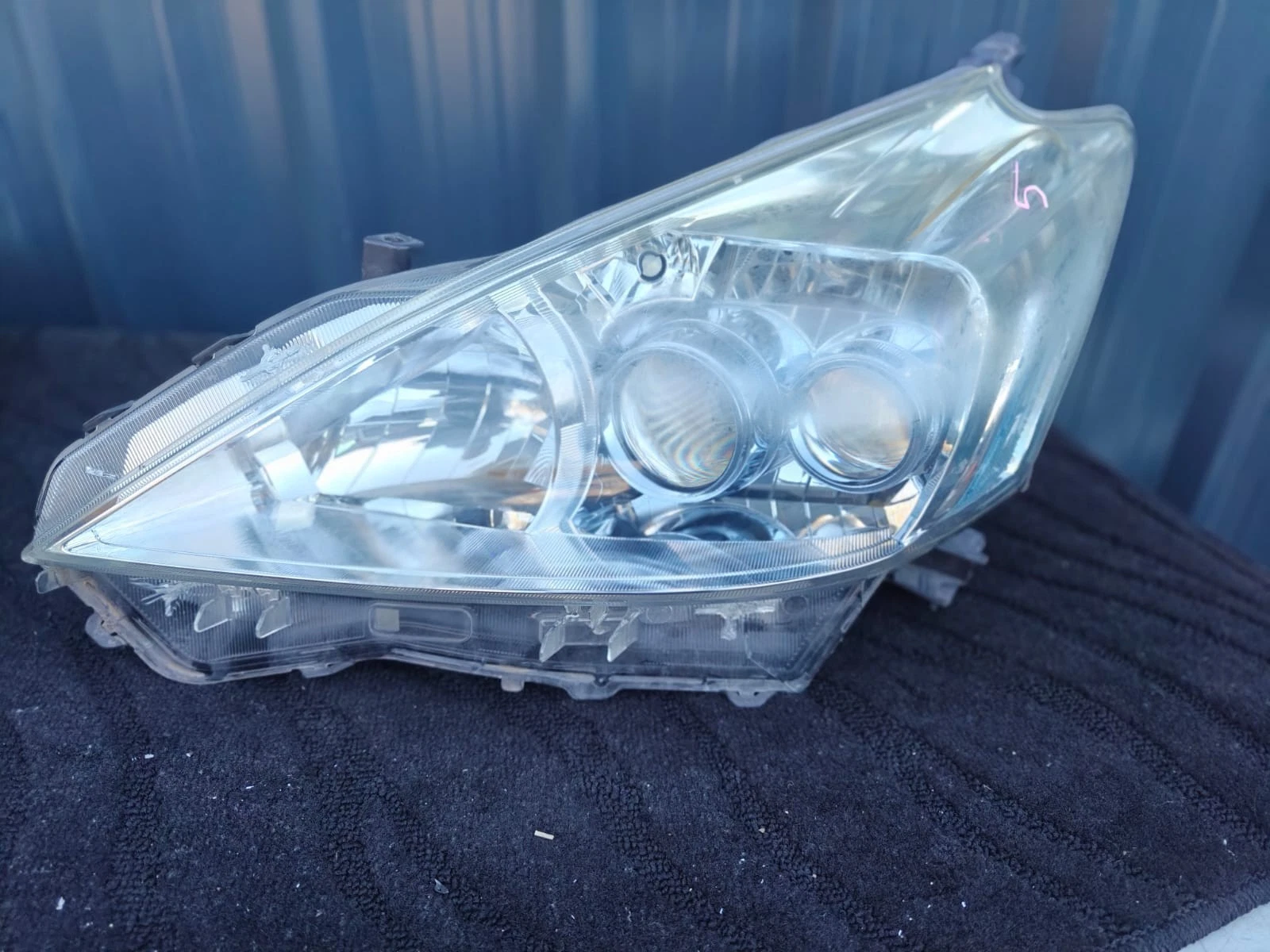 Toyota Prius Plus/Alpha ZVW40 2012-2015 Left Headlight LH N/S Genuine OEM