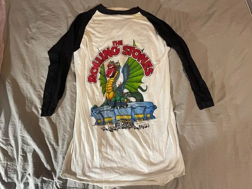 Rolling Stones Concert Tour Shirt Large 42-44 S 1980s vintage concert t-shirt, vintage, size L, single stitch, B+ condition