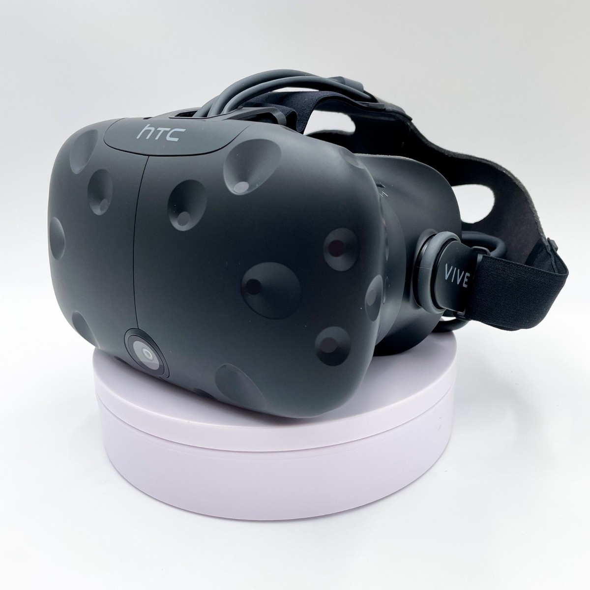 HTC VIVE Kit 99HAHZ049-00 VR セット HTC VIVE Kit 99HAHZ054-00 買取価格｜店頭買取 - リファン布施店