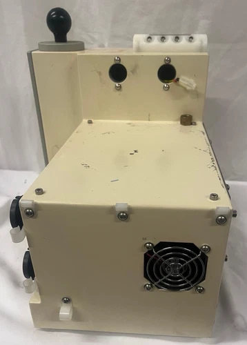 Metrohm Aquaman R2+ Reagent Controller Unit Titrator Karl Fischer Analyzer Only - Picture 5 of 5