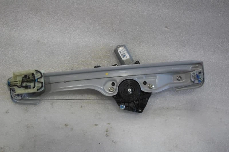 2020 CADILLAC CT5 JANELA DE VIDRO DO LADO DIREITO DO PASSAGEIRO PORTA TRASEIRA - Imagem 2 de 4