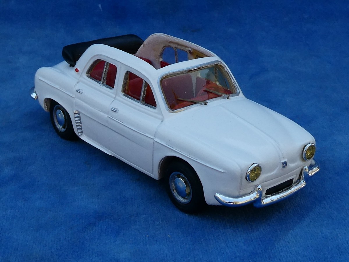 AUTOMANY Kit Résine 1:43 Renault Dauphine Découvrable – K66 – Collectionneur