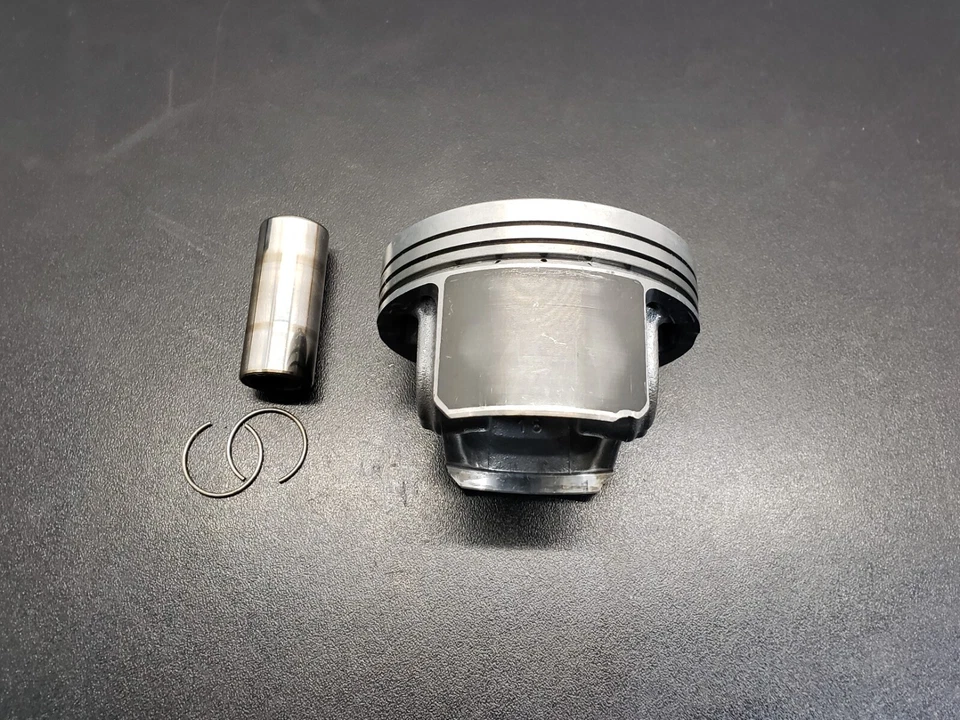 Комплект поршней 2010 - 2011 Honda CR-V K24 B OEM 13020-R40-A00 - Изображение 3 из 4