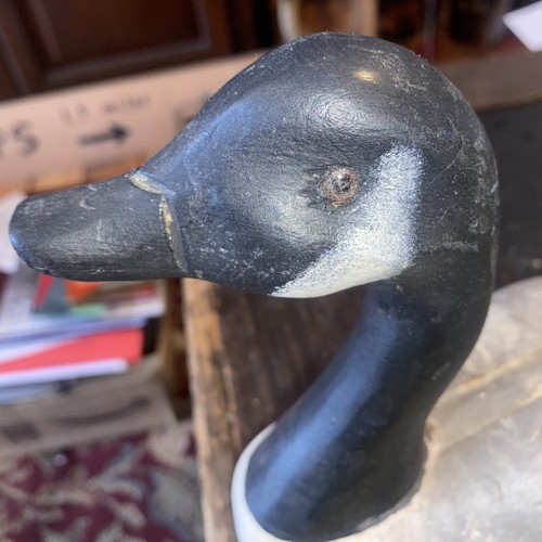 Wooden Wildlife Kennebunk Maine Goose Decoy Signed K. Pearson - Picture 2 of 4