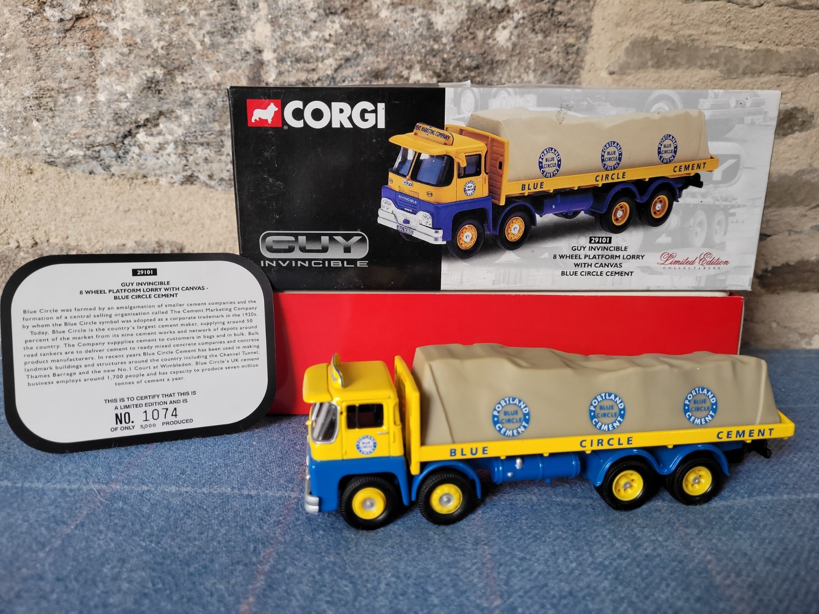 Corgi 29101, Guy Invincible 8 Wheel Platform Lorry - Free