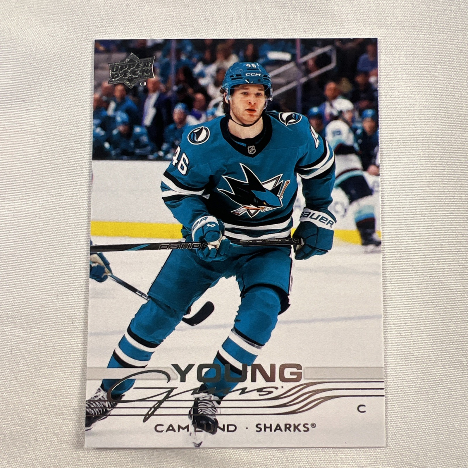2025-26 Upper Deck Series 1 Young Guns Cam Lund #242 Rookie San Jose Sharks
