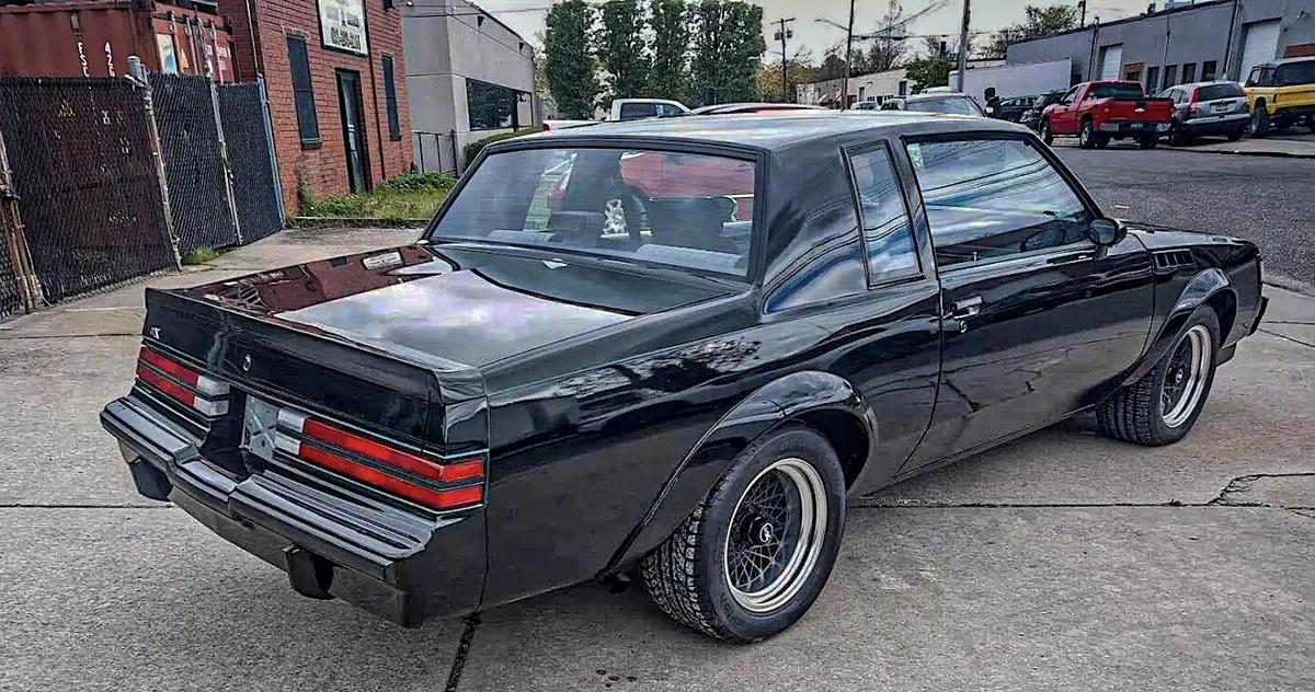 Click photo thumbnail to view