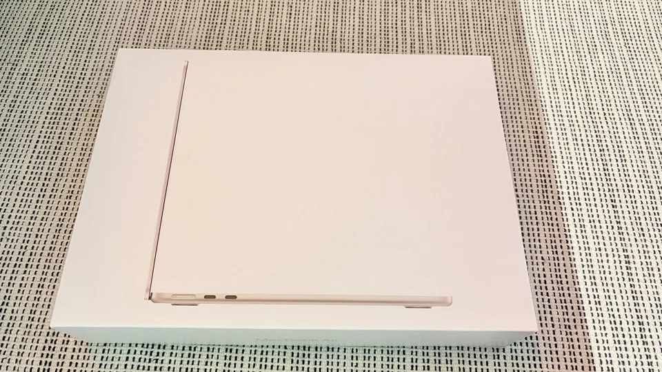 Apple MacBook Air 13" M2 · 24GB · 512GB, Foto 3 von 5