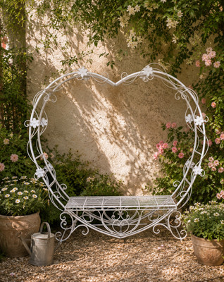 Große Laube Bogenbank antik weiß Vintage Stil Liebe Herz Metall Garten