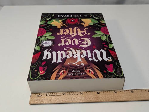 Wickedly Ever After, R. Lee Fryar, ARC Advance Reader's Copy, 2025 - Foto 7 di 12