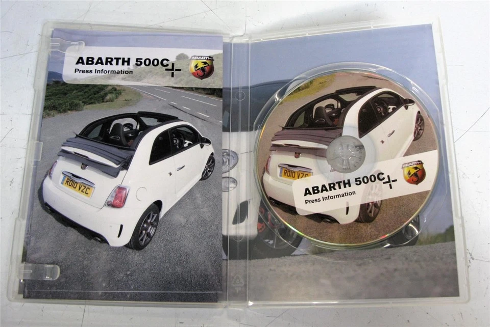 FIAT 500 C Car Press Pack Jul 2010 CD Photographs - Image 2 of 4