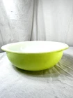 Vtg 60's Pyrex Lime Green Mixing Bowl #024 2QT 8.5" Tab Handles Free Quik Ship
