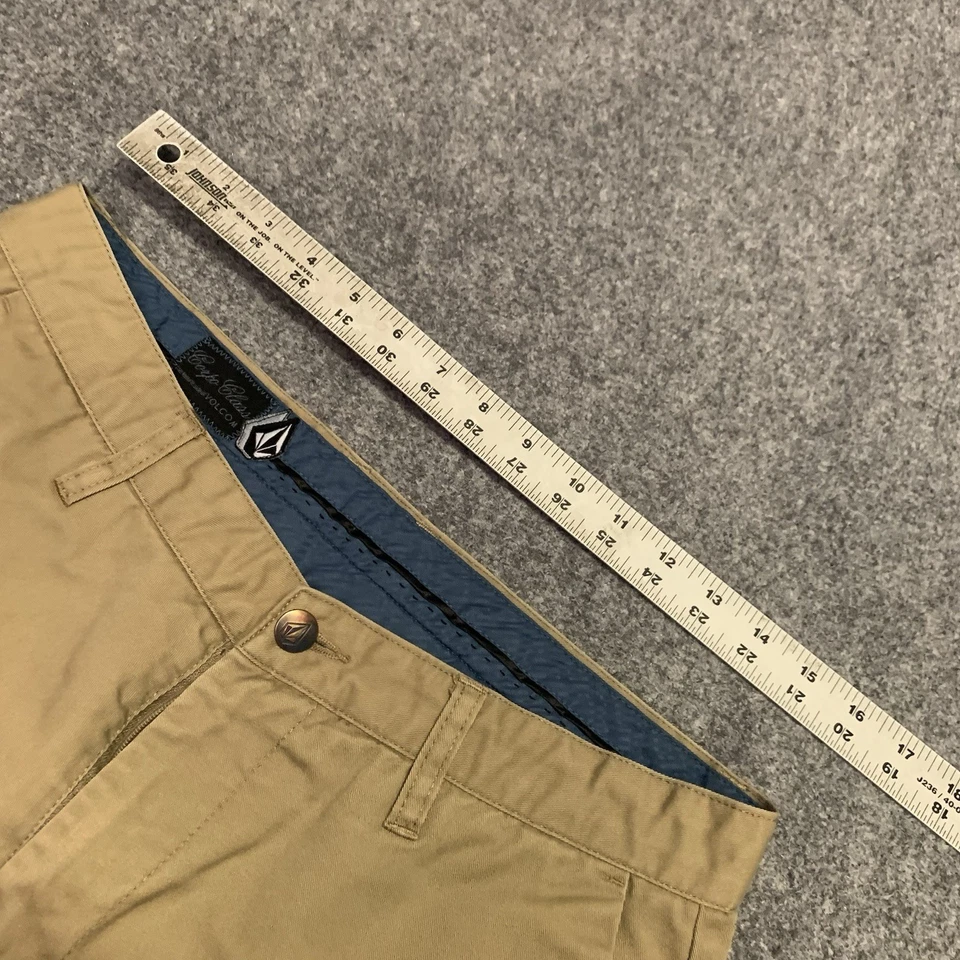 Volcom Shorts Mens Size 32 Chino Cotton Skateboard Surf - Image 4 of 4