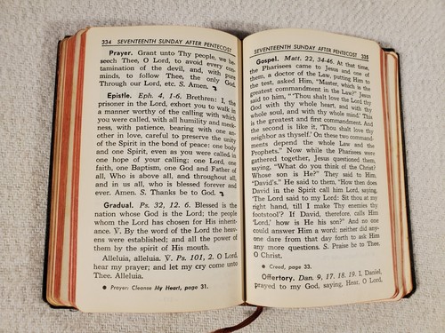 Vintage Saint Joseph Sunday Missal Confraternity Version (1953) Large Print - Picture 11 of 12