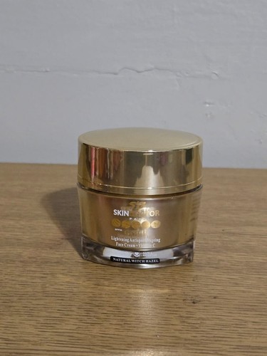 Skin Doctor Gold Skin Whitening Face Cream, Anti-Spot With VIT C - 第 1/3 張圖片