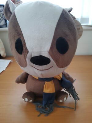 Neu mit Etikett Harry Potter Wizarding World Hufflepuff 12 Zoll Dachsschal Plüschkissen Buddy