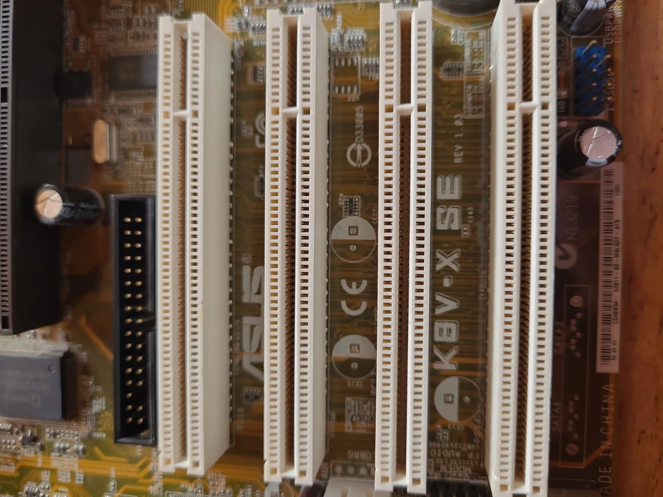 ASUS K8V-X SE Sockel 754 Motherboard DDR PCI SATA - Bild 3 von 4