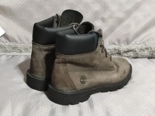 Size 4 Timberland 6" Gray Nubuck Waterproof Boots A10KV-A1498 - Picture 3 of 11