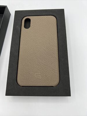 Gramas German Shrunken-Calf Genuine Leather Shell Case. iPhone 6.1