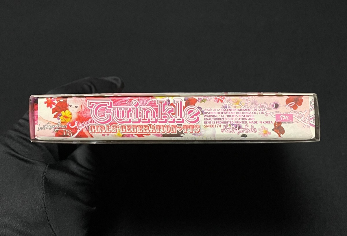 Girls' Generation-TTS (SNSD) autographed 