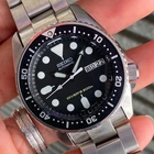 RARE Seiko Automatic Diver SKX013 MID Size Day Date Black Dial Watch Vintage