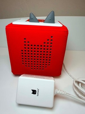 Tonies Toniebox Audio Player with Charger Kids Music Box Red Working Tested