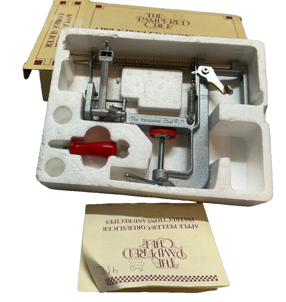 VTG The Pampered Chef Apple Peeler Corer Slicer Original Box-PREOWNED