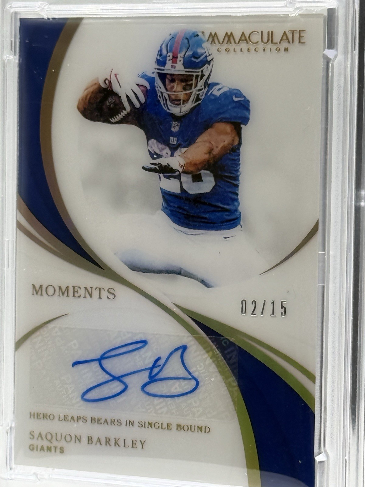 2019 Panini Immaculate Moments #IMA-SB SAQUON BARKLEY (AUTO #'D / 15) PSA 8 view 4