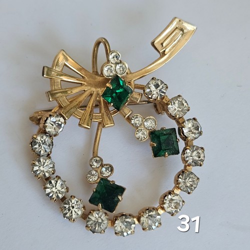choose one Vintage brooch for yourself from my collection, pick by one! - Foto 67 di 109