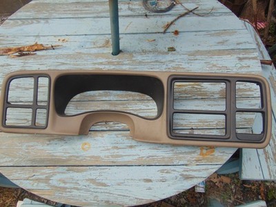 2003-2006 CHEVY GMC Sierra Silverado Classic Tan Dash Dashboard Bezel