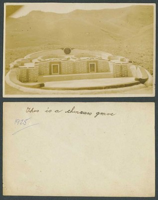 Hongkong China 1925 altes Echtfoto Foto This is a Chinese Grave Tomb Hill