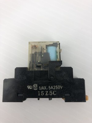 Omron G2R-2-SND Relay 24VDC with Base 15Z5C 250V 5A